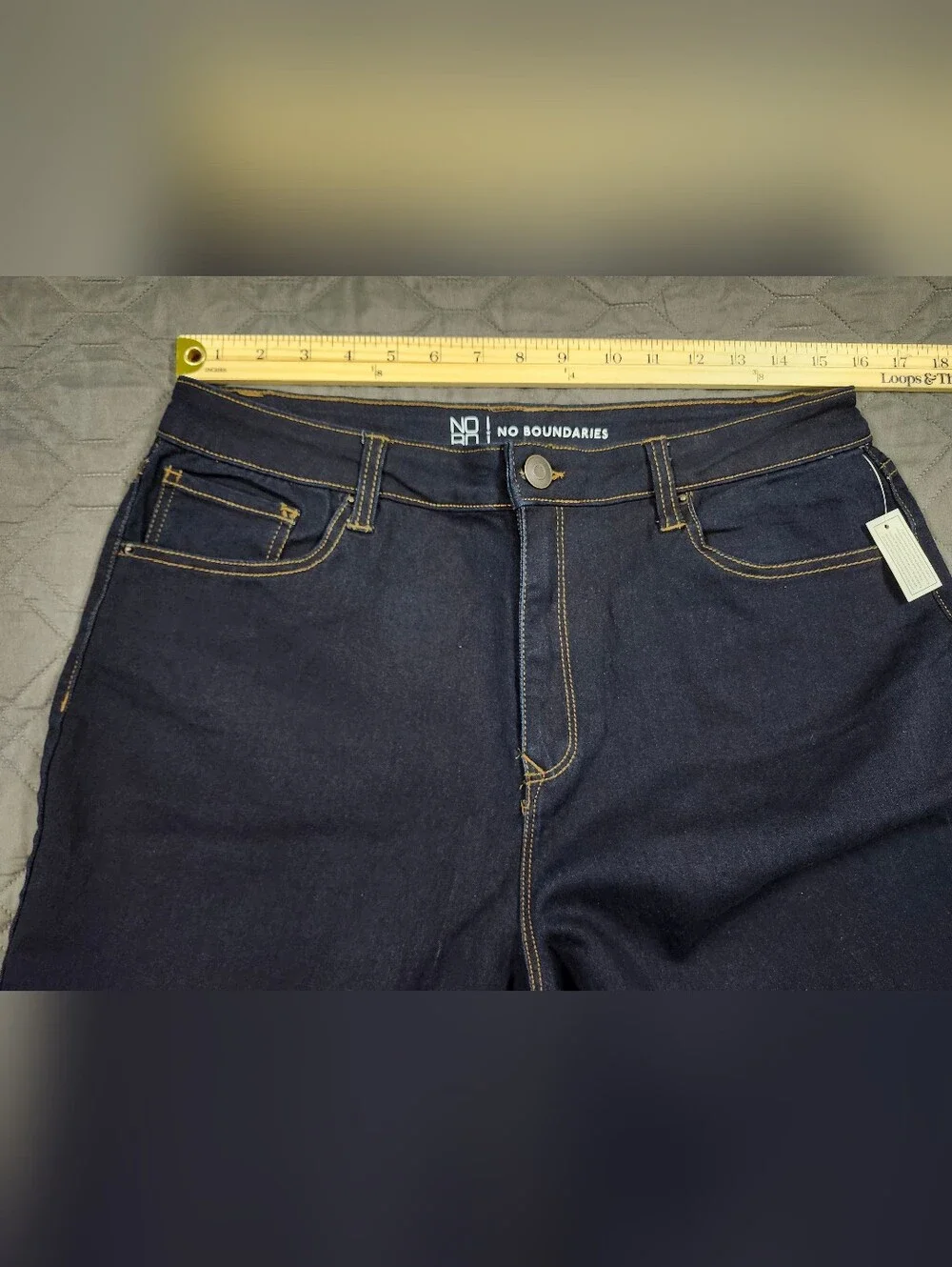 No Boundaries New Dark Blue Wash Size 17 High Rise
